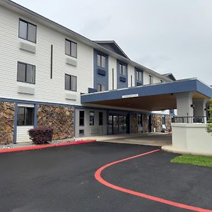 Clarion Pointe